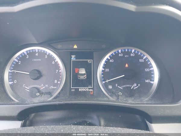 2018 TOYOTA HIGHLANDER LE