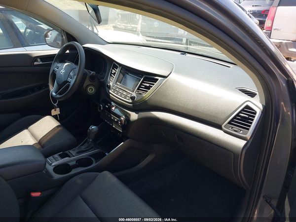 2017 HYUNDAI TUCSON SE — I5