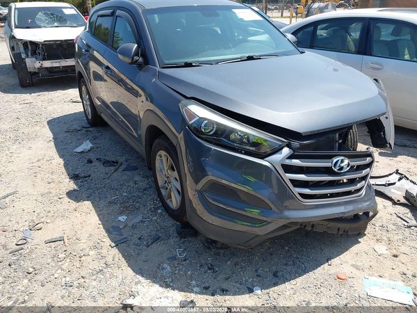 2017 HYUNDAI TUCSON SE — I6