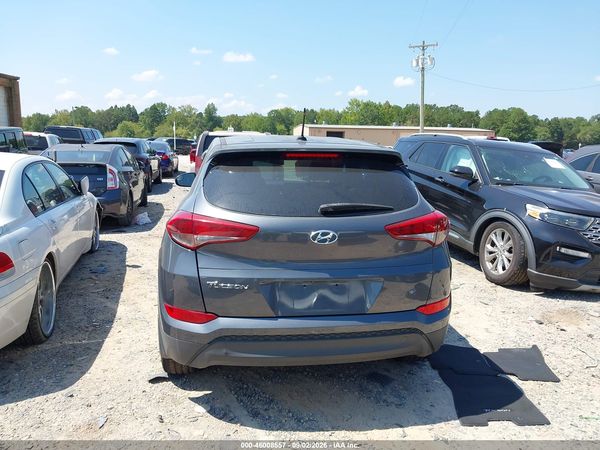 2017 HYUNDAI TUCSON SE — I119