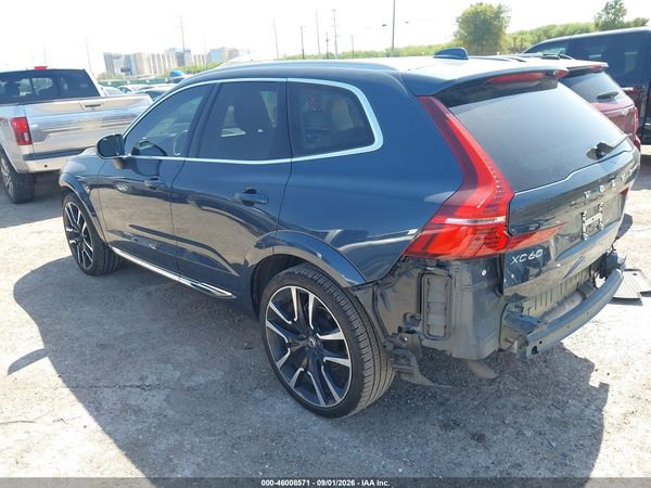 2022 VOLVO XC60 B5 INSCRIPTION — I3