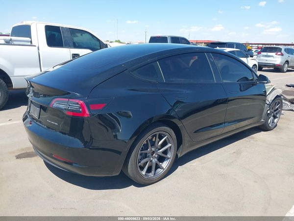 2021 TESLA MODEL 3 — I4