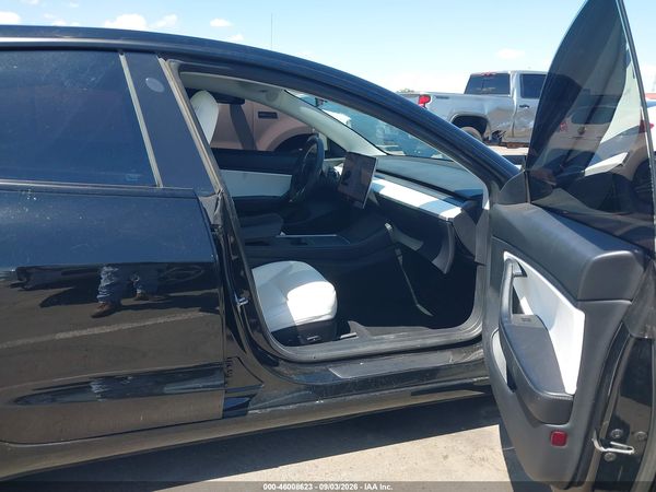 2021 TESLA MODEL 3 — I5