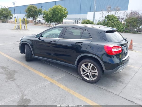 2016 MERCEDES-BENZ GLA 250 4MATIC