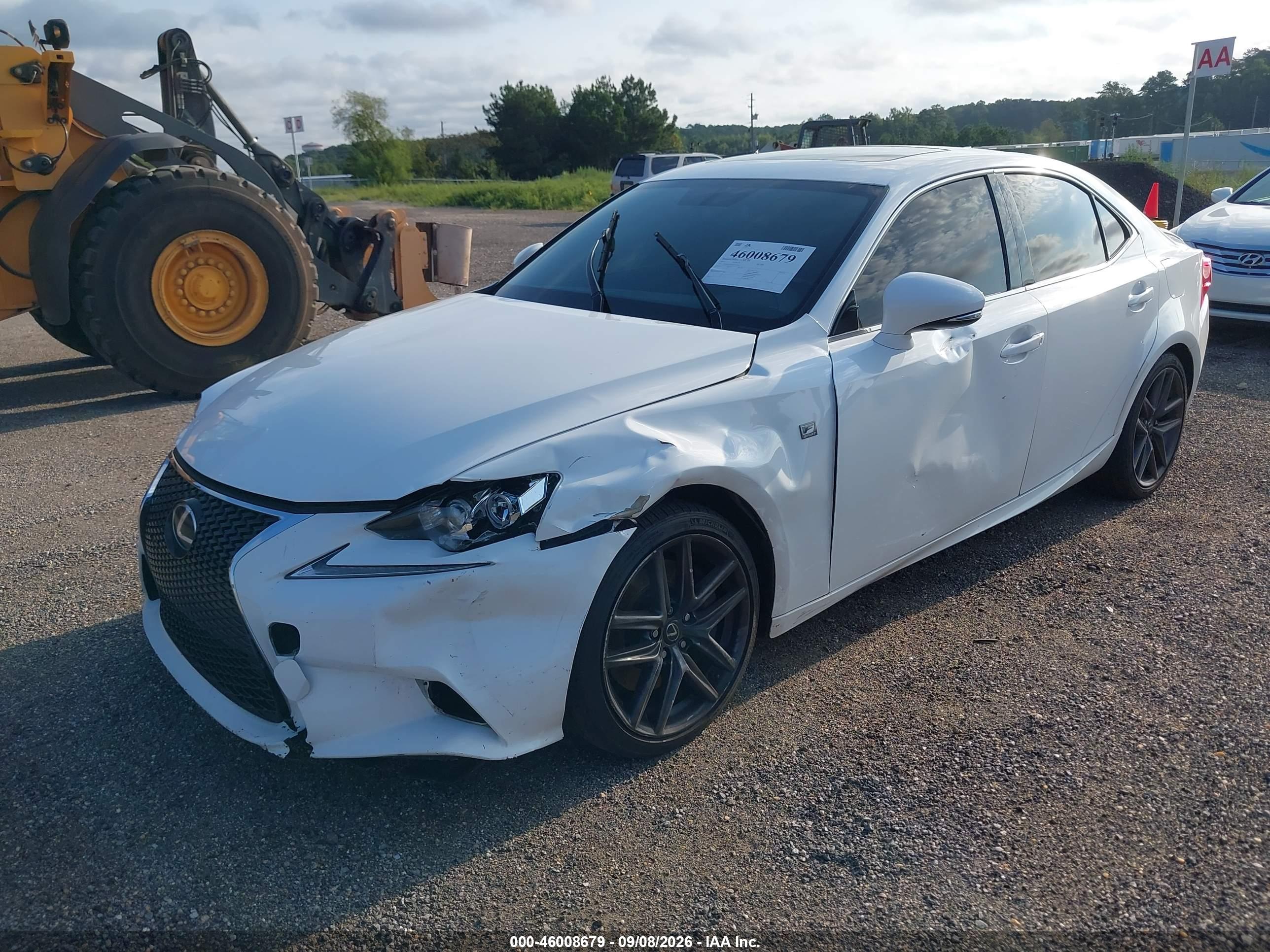 2016 LEXUS IS 300 — I2