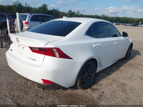 2016 LEXUS IS 300 — I4