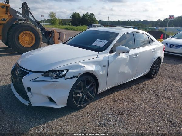 2016 LEXUS IS 300 — I6