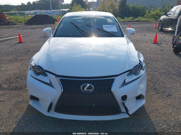 2016 LEXUS IS 300 — I115