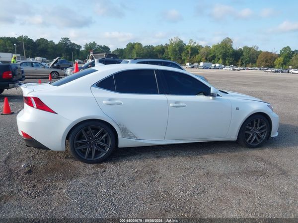2016 LEXUS IS 300 — I116