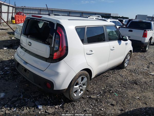 2018 KIA SOUL Base — I4