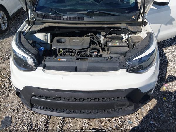 2018 KIA SOUL Base — I10