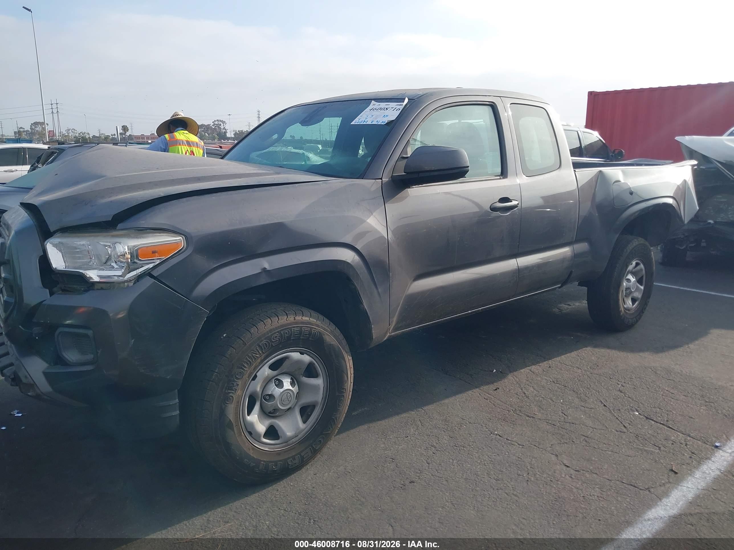 2018 TOYOTA TACOMA SR — I2