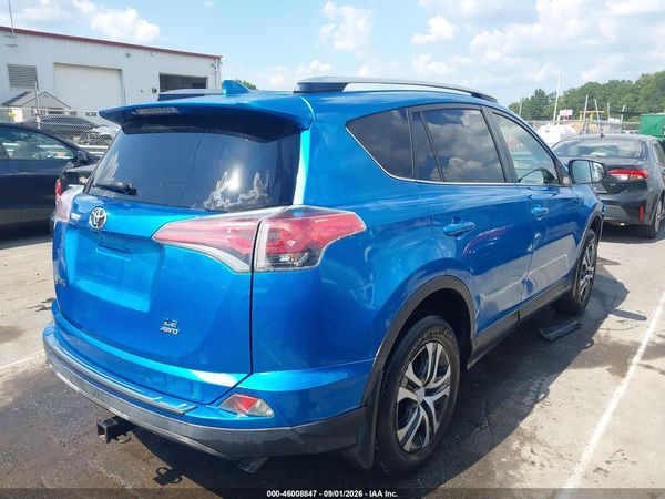2017 TOYOTA RAV4 LE — I4