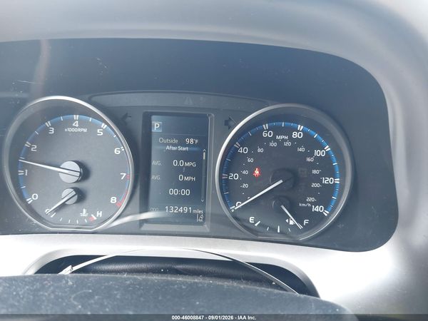 2017 TOYOTA RAV4 LE — I7