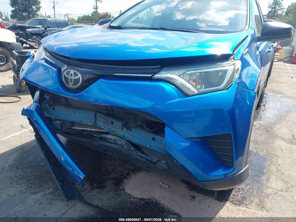 2017 TOYOTA RAV4 LE — I152