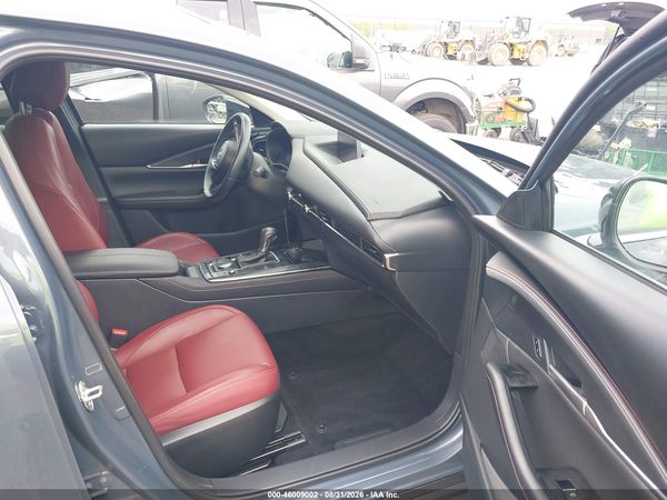 2025 MAZDA CX-30 2.5 S CARBON EDITION — I5