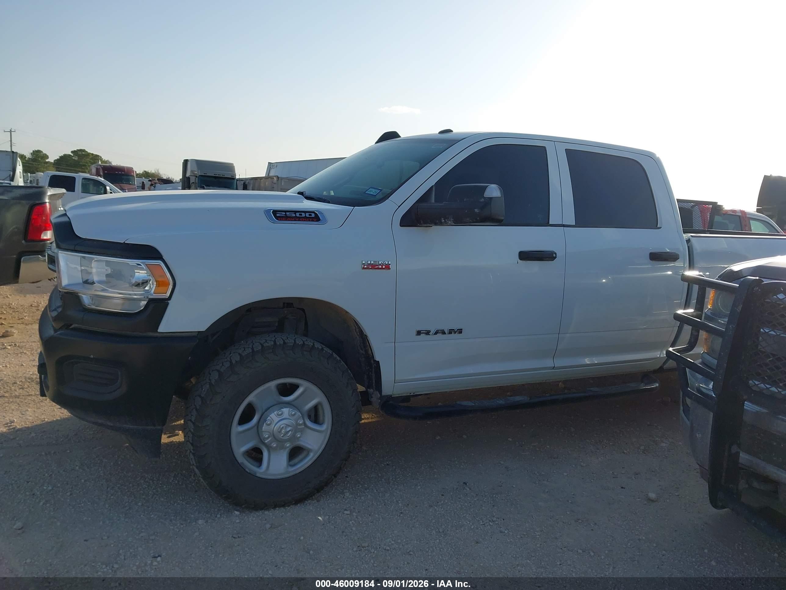 2022 RAM 2500 TRADESMAN  4X4 8' BOX