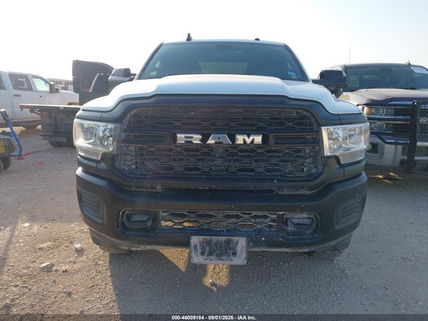 2022 RAM 2500 TRADESMAN  4X4 8' BOX
