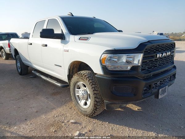 2022 RAM 2500 TRADESMAN  4X4 8' BOX