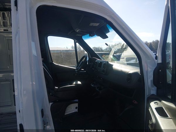 2023 MERCEDES-BENZ SPRINTER 2500 — I152
