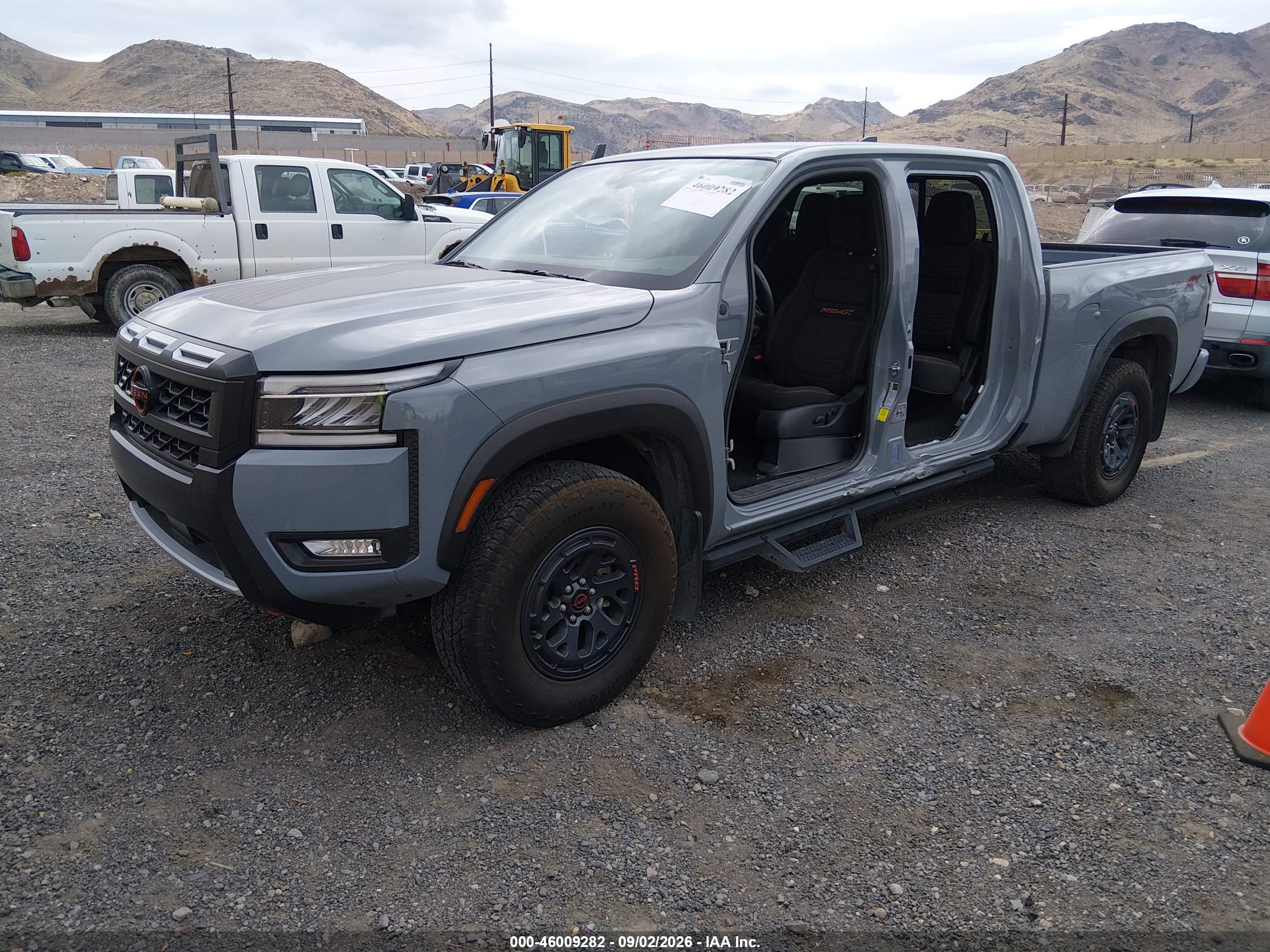 2025 NISSAN FRONTIER LONG BED PRO-4X 4X4 — I2