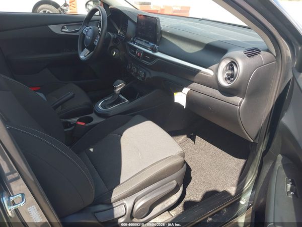 2024 KIA FORTE LX — I5