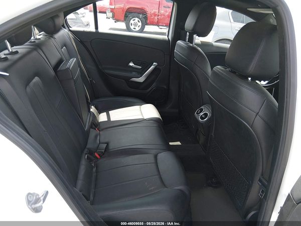 2019 MERCEDES-BENZ A 220 A220