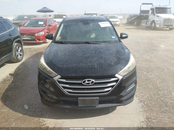 2017 HYUNDAI TUCSON SE