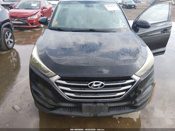 2017 HYUNDAI TUCSON SE