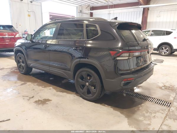 2025 VOLKSWAGEN TAOS 1.5T SE BLACK — I3