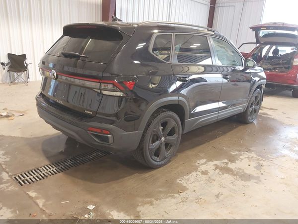 2025 VOLKSWAGEN TAOS 1.5T SE BLACK — I4