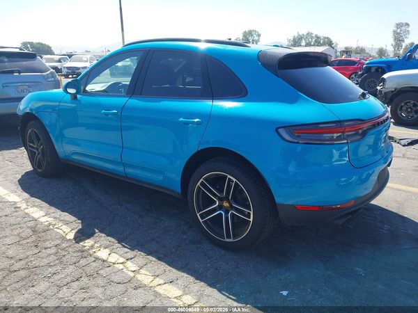 2021 PORSCHE MACAN Base — I3