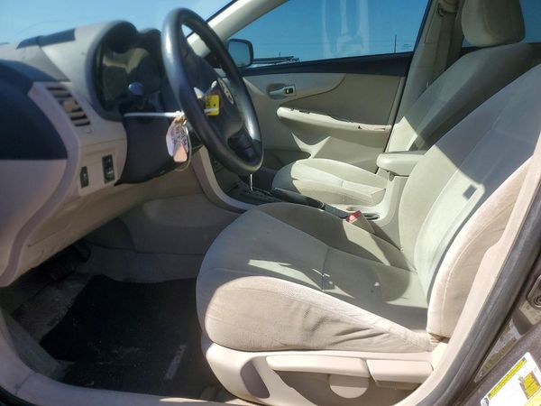 2012 TOYOTA COROLLA