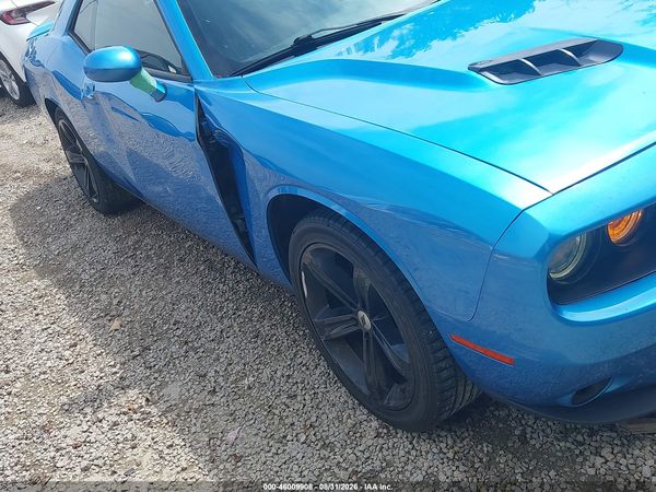 2018 DODGE CHALLENGER SXT — I152
