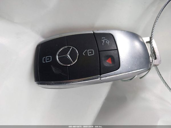 2019 MERCEDES-BENZ C 300 C300 — I11