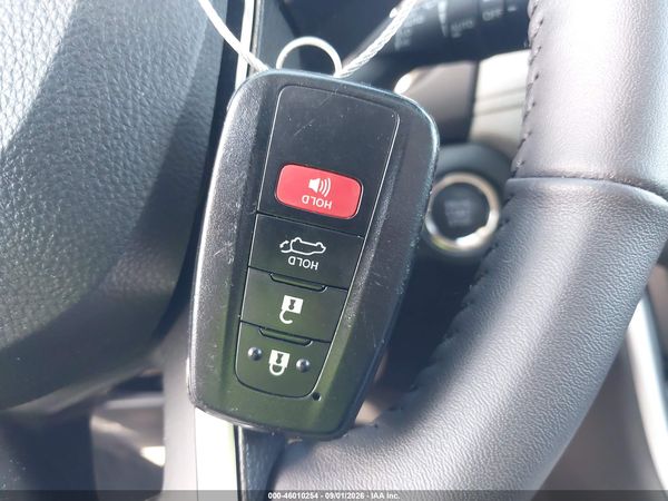 2025 TOYOTA RAV4 XLE PREMIUM — I11