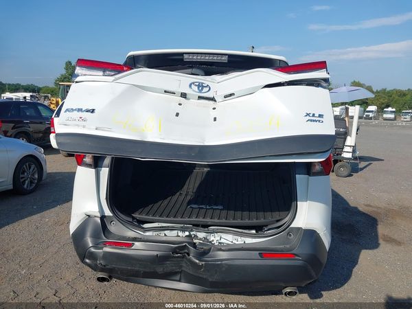 2025 TOYOTA RAV4 XLE PREMIUM — I152