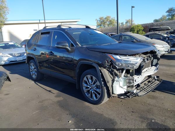2022 TOYOTA RAV4 XLE PREMIUM
