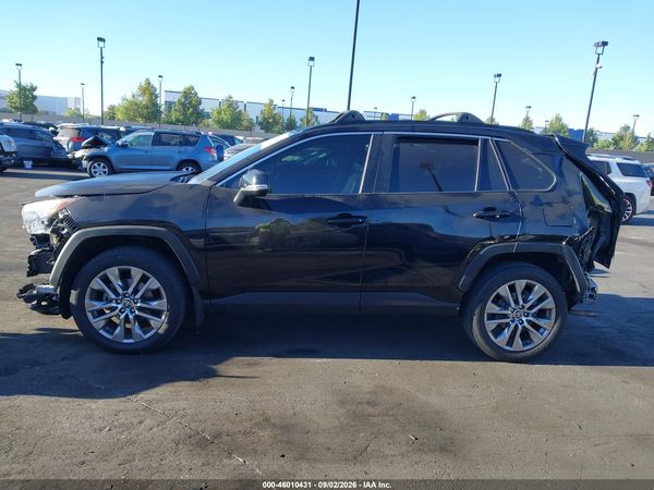 2022 TOYOTA RAV4 XLE PREMIUM