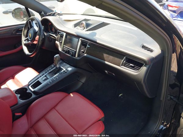 2016 PORSCHE MACAN S