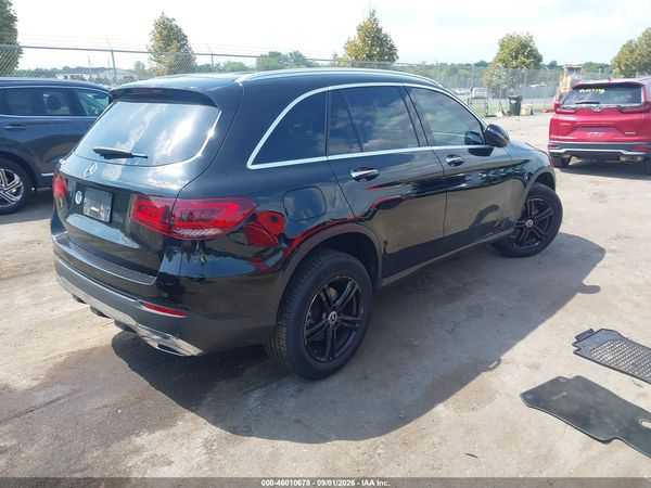 2020 MERCEDES-BENZ GLC 300 4MATIC — I4
