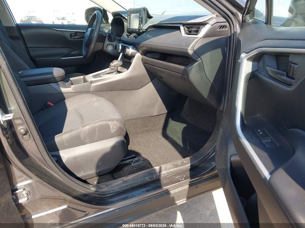 2022 TOYOTA RAV4 LE — I5