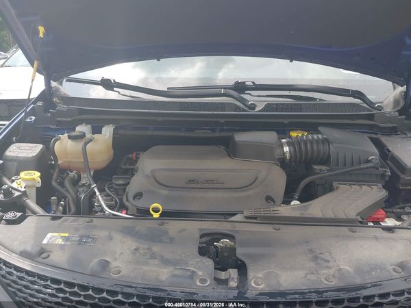 2020 CHRYSLER PACIFICA TOURING — I10