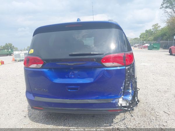 2020 CHRYSLER PACIFICA TOURING — I119