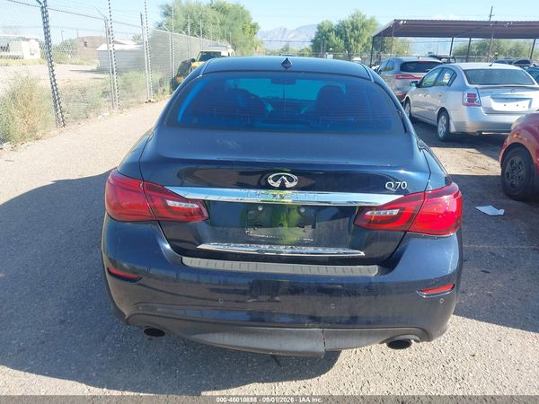 2017 INFINITI Q70 3.7 — I119