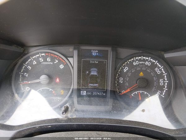 2021 TOYOTA TACOMA SR — I7
