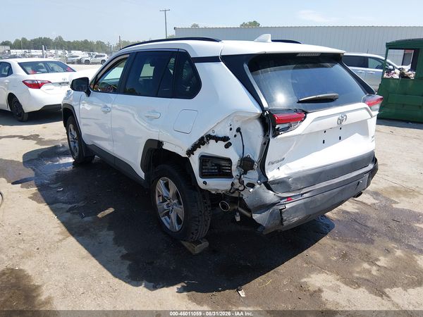 2024 TOYOTA RAV4 XLE — I3