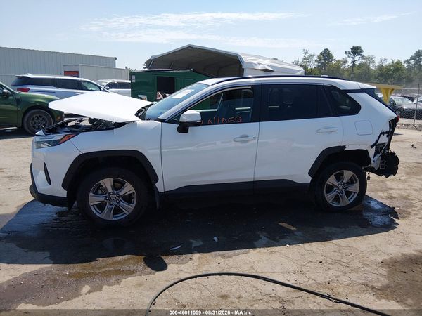 2024 TOYOTA RAV4 XLE — I117
