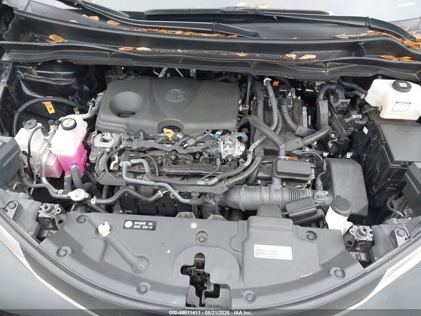 2025 TOYOTA SIENNA XLE — I10