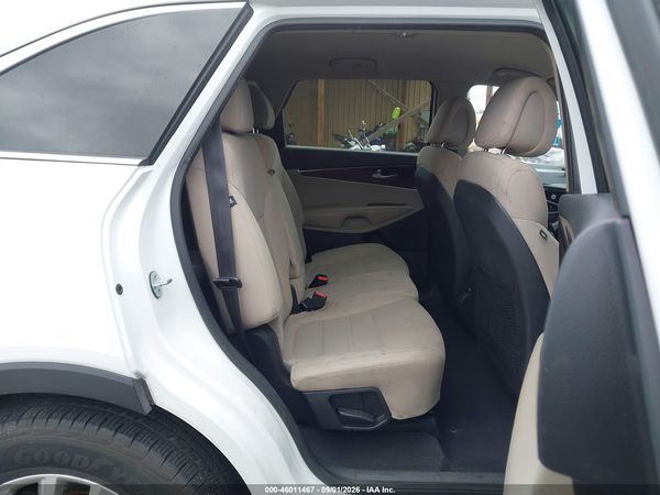 2016 KIA SORENTO 3.3L LX — I8